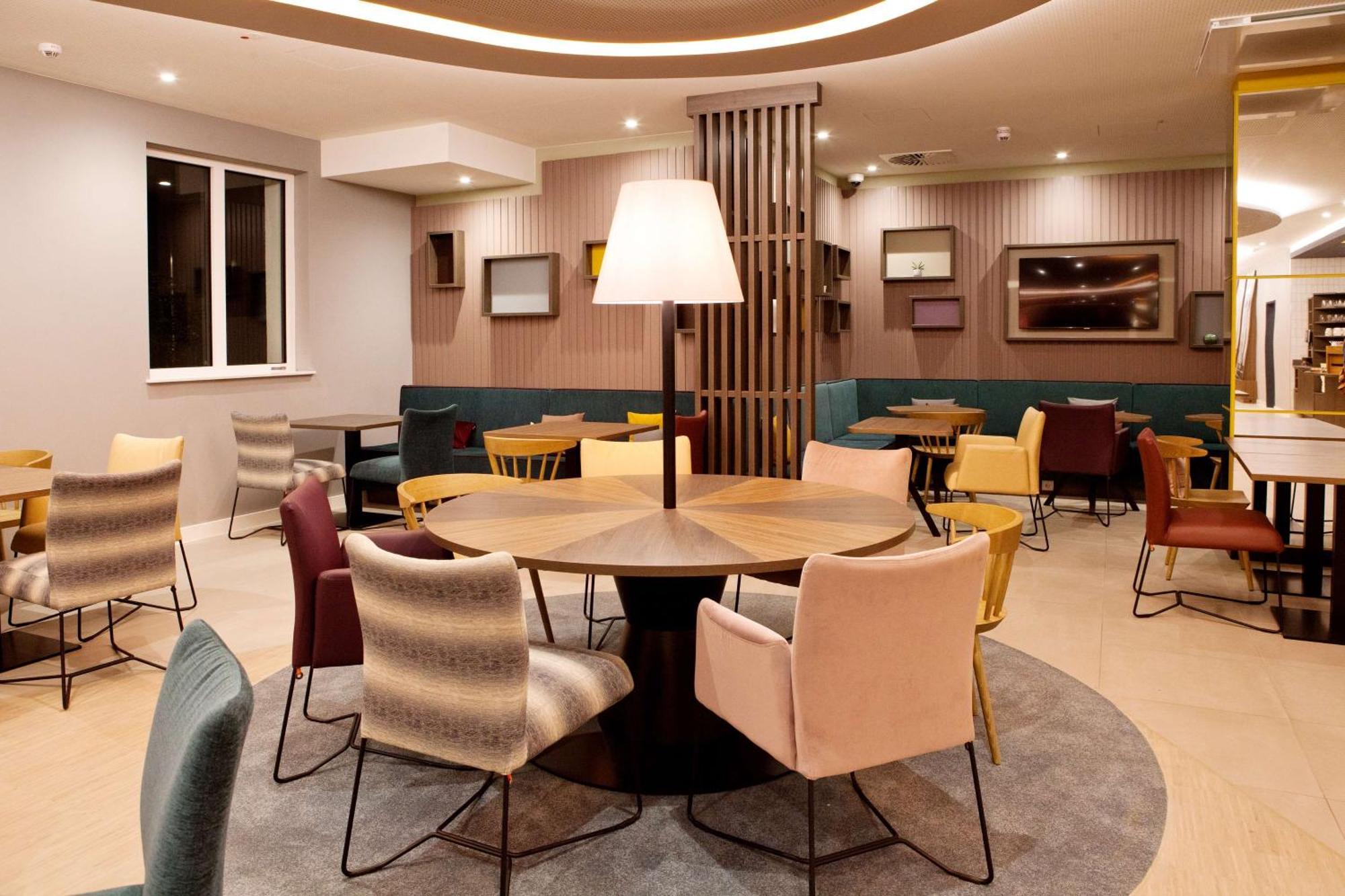 Hotel Hampton By Hilton Ratisbona Exterior foto