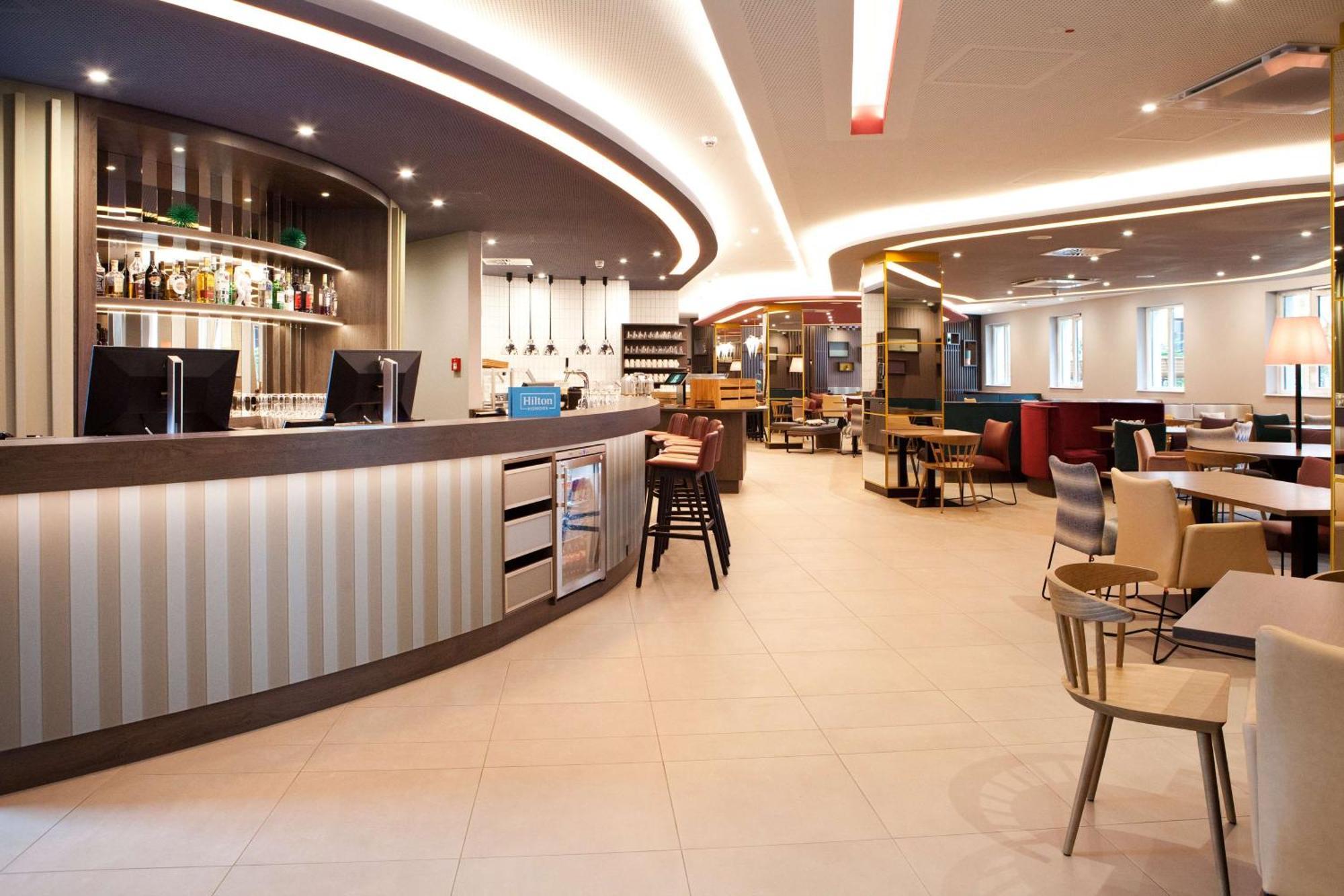 Hotel Hampton By Hilton Ratisbona Exterior foto
