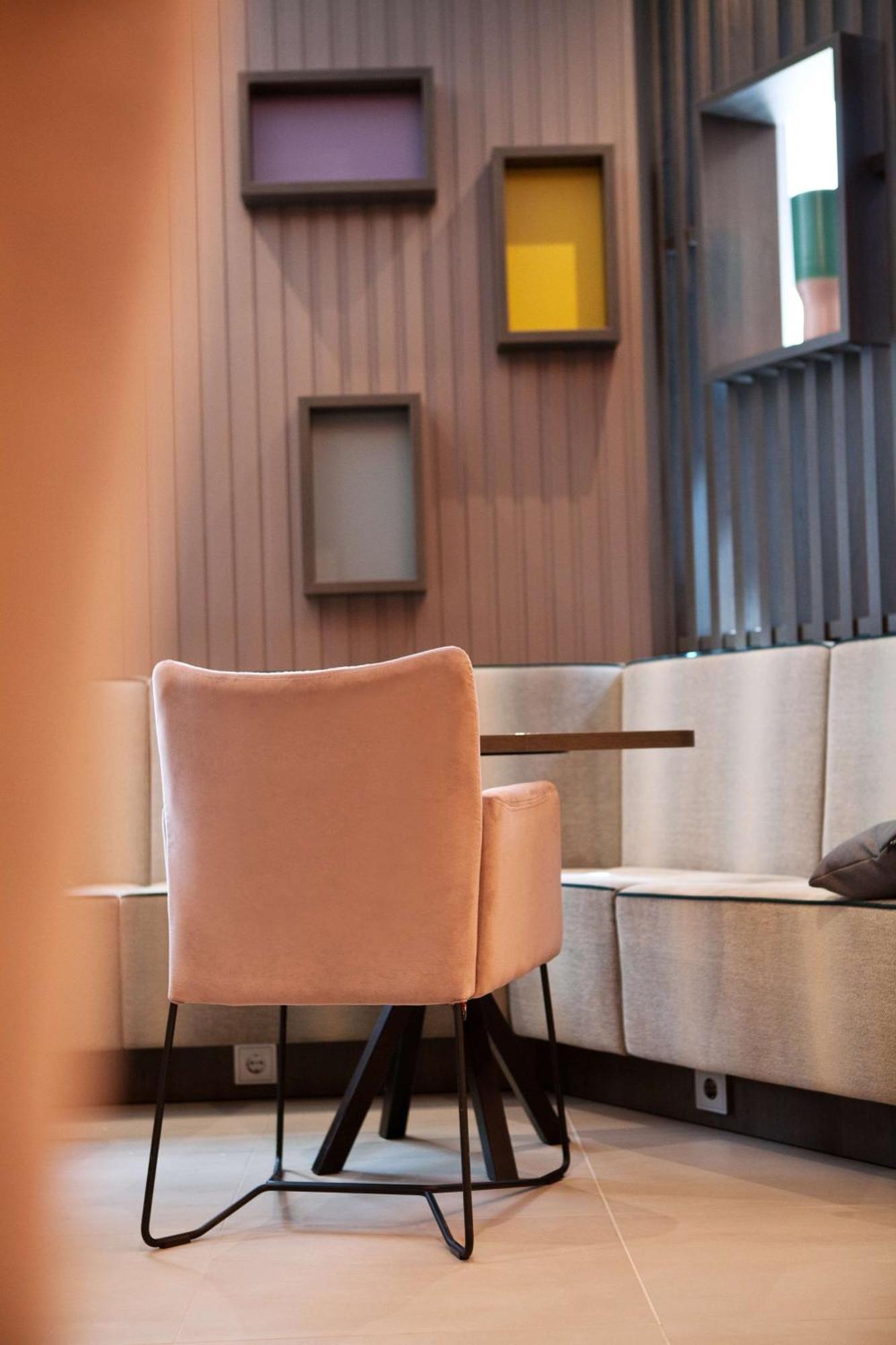 Hotel Hampton By Hilton Ratisbona Exterior foto