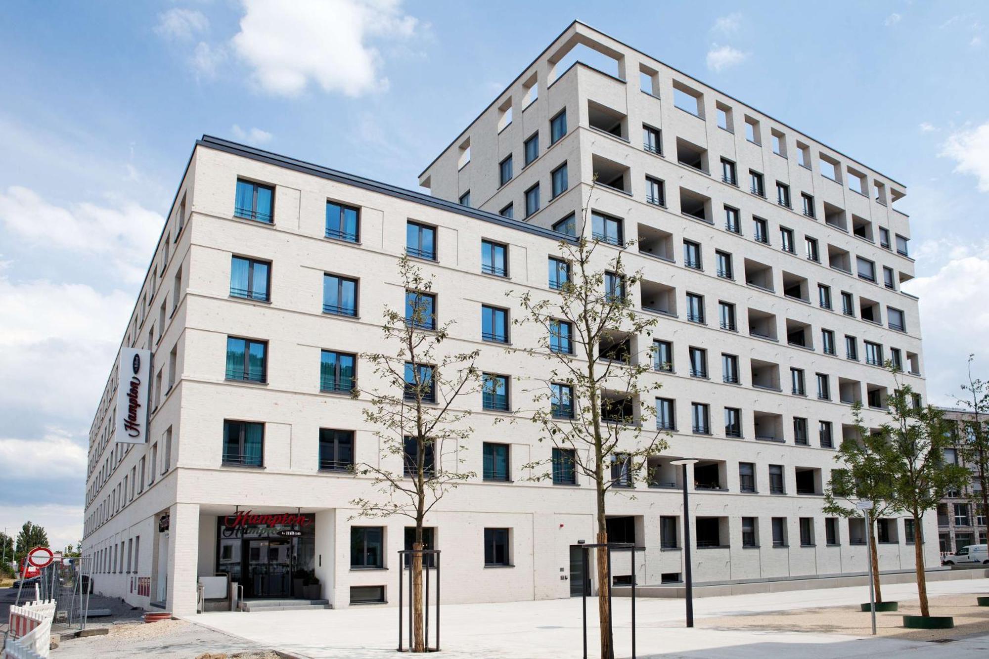 Hotel Hampton By Hilton Ratisbona Exterior foto
